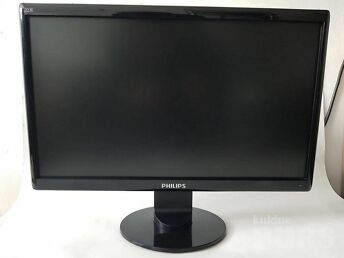 PHILIPS 223E KUVAR 21´