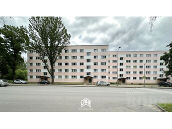 VALGA, VALGA LINN, J.KUPERJANOVI 66