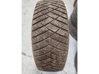 REHV 245/65 R17