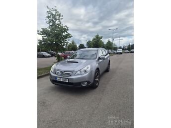 SUBARU OUTBACK 2.0 110 kW -11