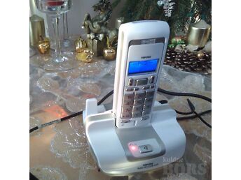 KAHESÜSTEEMNE TRAADITA (RAADIOTELEFON) TOPCOM