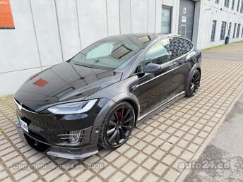 TESLA MODEL X P90D LUDICROUS+ 568 kW -16
