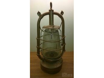 TORMILATERN PETROOLI LAMP KLAASIL NAHKHIIREKUJUTIS.