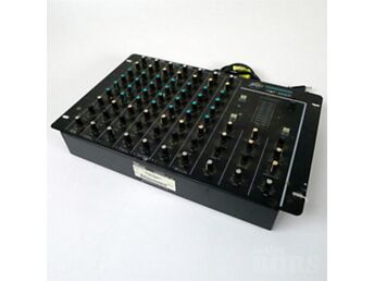 7-KANALIGA MIXER VÕIMENDI PEAVEY 701R - GARANTII