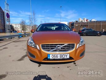 VOLVO S60 2.0 149 kW -11