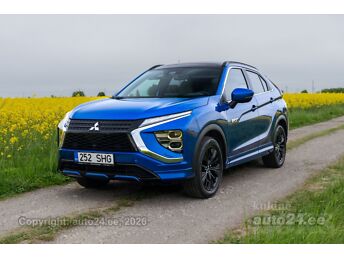MITSUBISHI ECLIPSE CROSS INSTYE PLUS PANO 4WD 2.4 138 kW -23