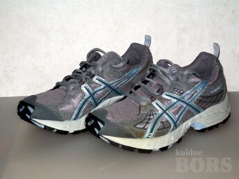 TOSSUD ASICS T081N GEL ARCTIC3.