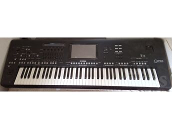 YAMAHA GENOS