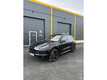 PORSCHE CAYENNE 3.0 180 kW -12