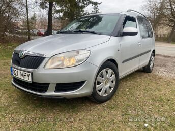 SKODA ROOMSTER 1.6 66 kW -12