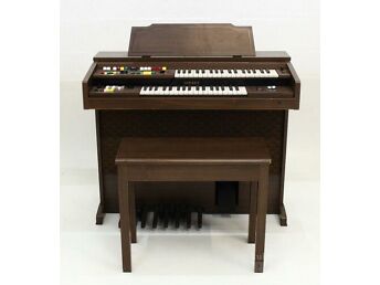 VINTAGE ELEKTRIOREL YAMAHA ELECTONE A55N - 100 W - GARANTII