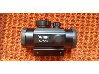 PUNATÄPP SIHIK BUSHNELL 1X40CRD