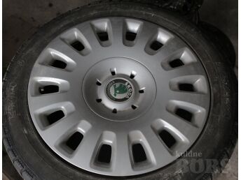 ŠKODA SUPERB ORIGINAAL ILUKILP R16