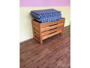 LASTE VOODI NELJALE LAPSELE