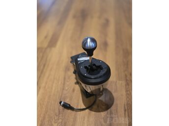 THRUSTMASTER TH8A