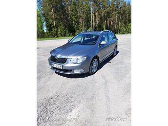 SKODA SUPERB 3.6 191 kW -10