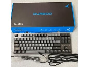UUS DURGOD TAURUS K320 MEHAANILINE KLAVIATUUR