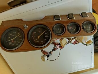 VAZ-2103 PUNAST VÄRVI SISU