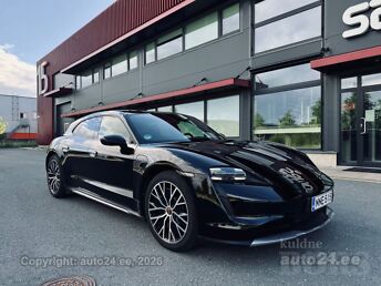PORSCHE TAYCAN CROSS TURISMO 350 kW -22