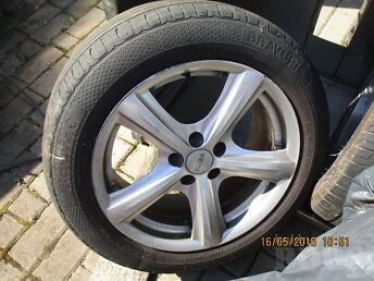 KORRALIKUD REHVID VALUVELGEDEL 16"