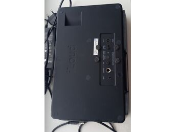 IK MULTIMEDIA ILOUD 40W PORTABLE SPEAKER