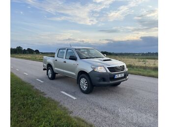 TOYOTA HILUX 106 kW -13