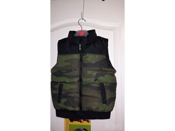 VEST, 116