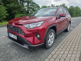 TOYOTA RAV4 2.5 131 kW -21