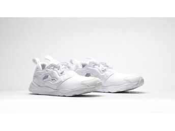 TOSSUD - VABAAJAJALATSID REEBOK FURYLITE "TRIPLE WHITE" | V67158 - SUURUS 43