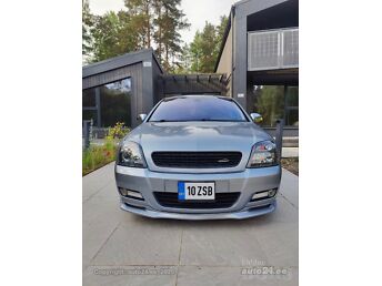 OPEL SIGNUM 3.2 155 kW -03