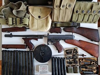 THOMPSON M1928A1, 45ACP, 1942