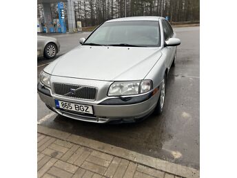 VOLVO S80 2.461 103 kW