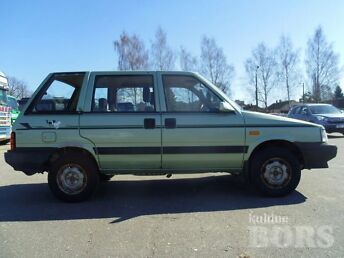 NISSAN PRAIRIE 2.0 68 kW -88