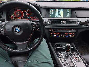 BMW 740 3.0 225 kW -11