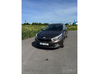 KIA CEED 1.6 94 kW -13