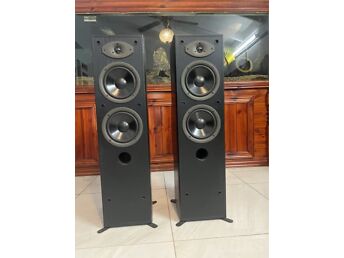 YAMAHA NS-45E KÕLARID