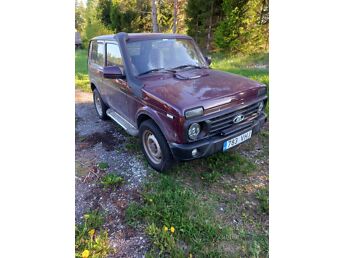 LADA 21214 61 kW -12