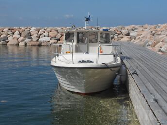 MÜÜA VÄIKELAEV BELMAR 900C