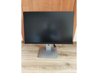 DELL ULTRASHARP 24" LED MONITOR