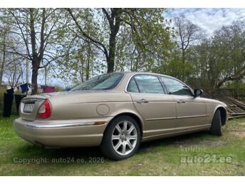 JAGUAR XJ8 4.2 219 kW -03