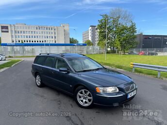 VOLVO V70 SUMMUM 2.4 136 kW -06