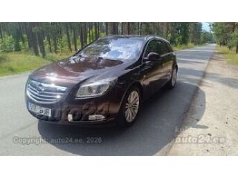 OPEL INSIGNIA SPORTS TOURER TURBO SW 4X4 2.0 184 kW -13