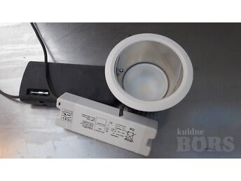 GLAMOX LED LAEVALGUSTI