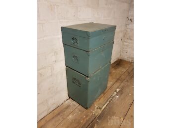 DDR MILITAARVARUSTUSE KASTIDE KOMPLEKT (VEB FUNKWERK KÖPENICK, 1958)