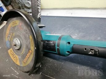 MAKITA