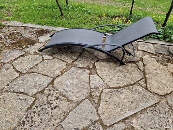 TOOL LAMAMISTOOL AIAMÖÖBEL