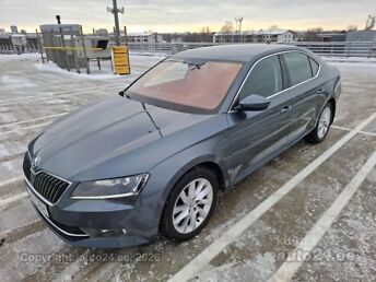 SKODA SUPERB 2.0 110 kW -19