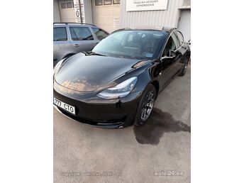TESLA MODEL 3 248 kW -19