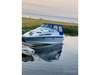 BAYLINER 2452 5,7 V8 163 KW