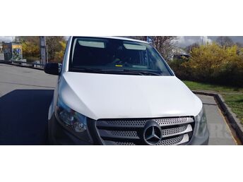 MERCEDES - BENZ VITO ESIKLAAS